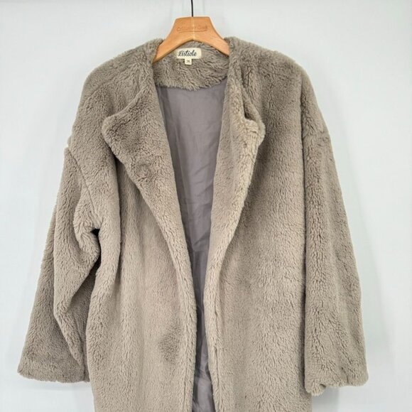 Listicle Women's Faux Fur Coat size Medium Light gray open - Picture 5 of 7
